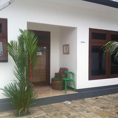 Dream Estate Resort Senggigi Exterior foto