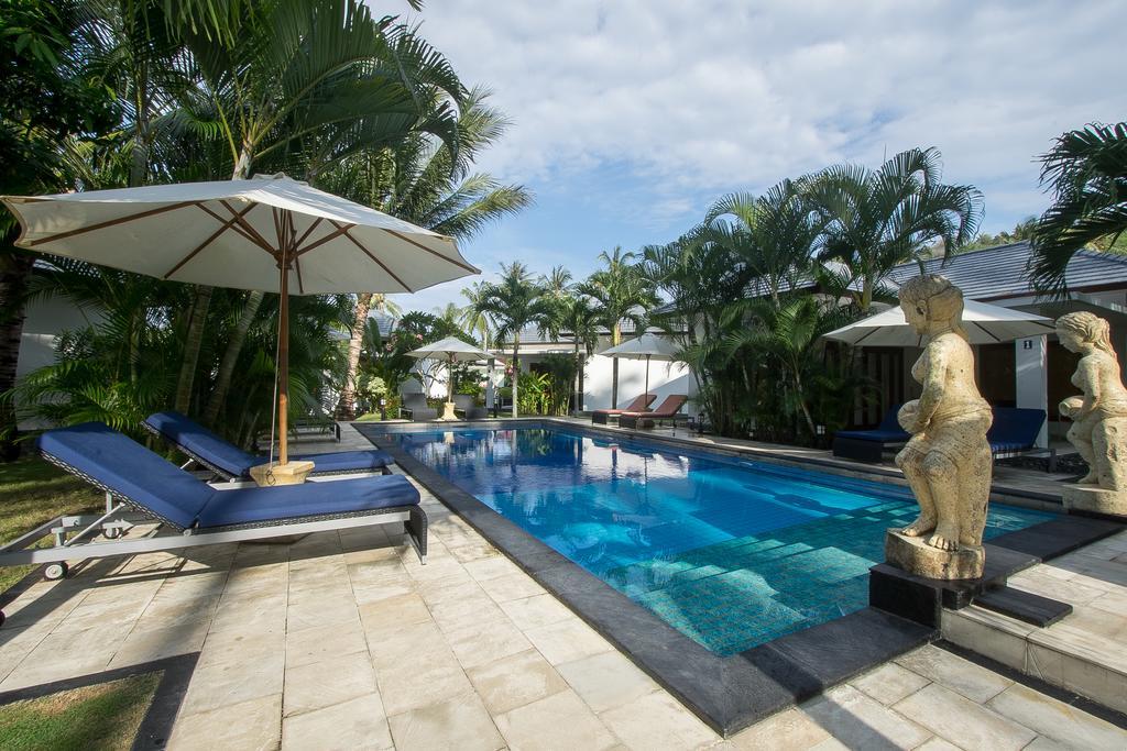 Dream Estate Resort Senggigi Exterior foto