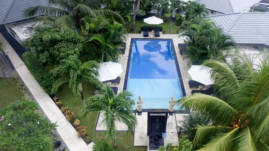 Dream Estate Resort Senggigi Exterior foto